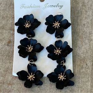 Black flower drop earrings pierced metal alloy gold